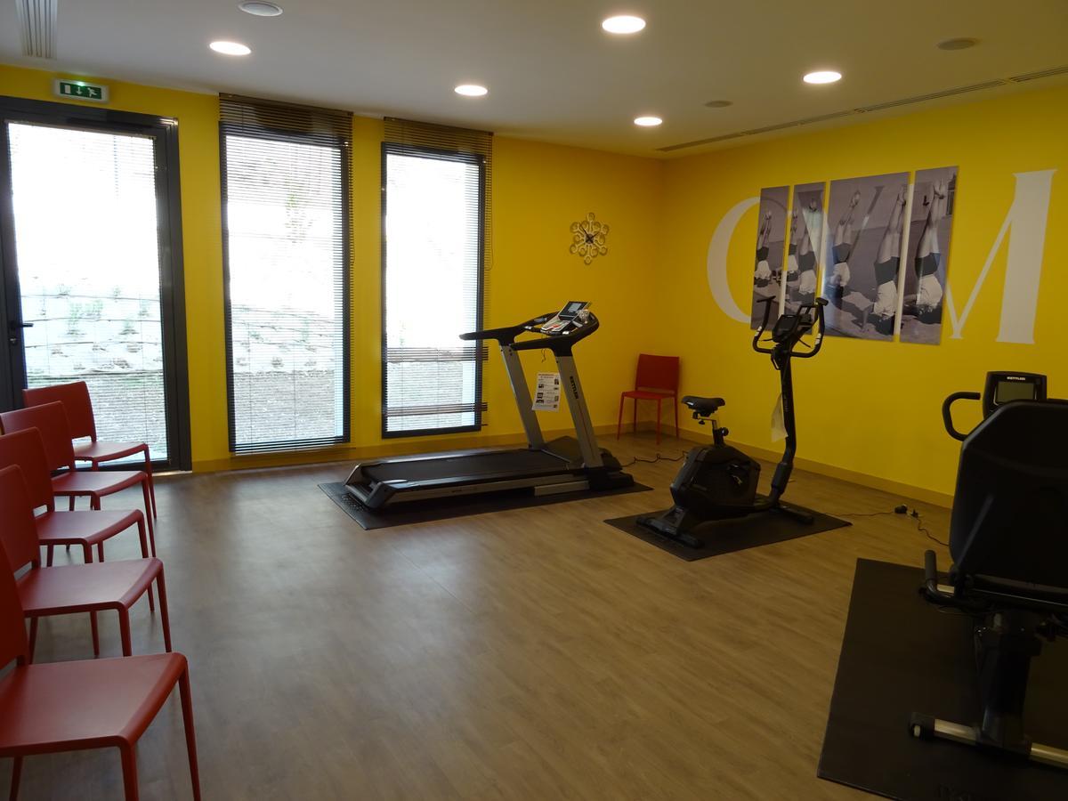 Domitys L'Art Du Temps Aparthotel Besancon Bagian luar foto